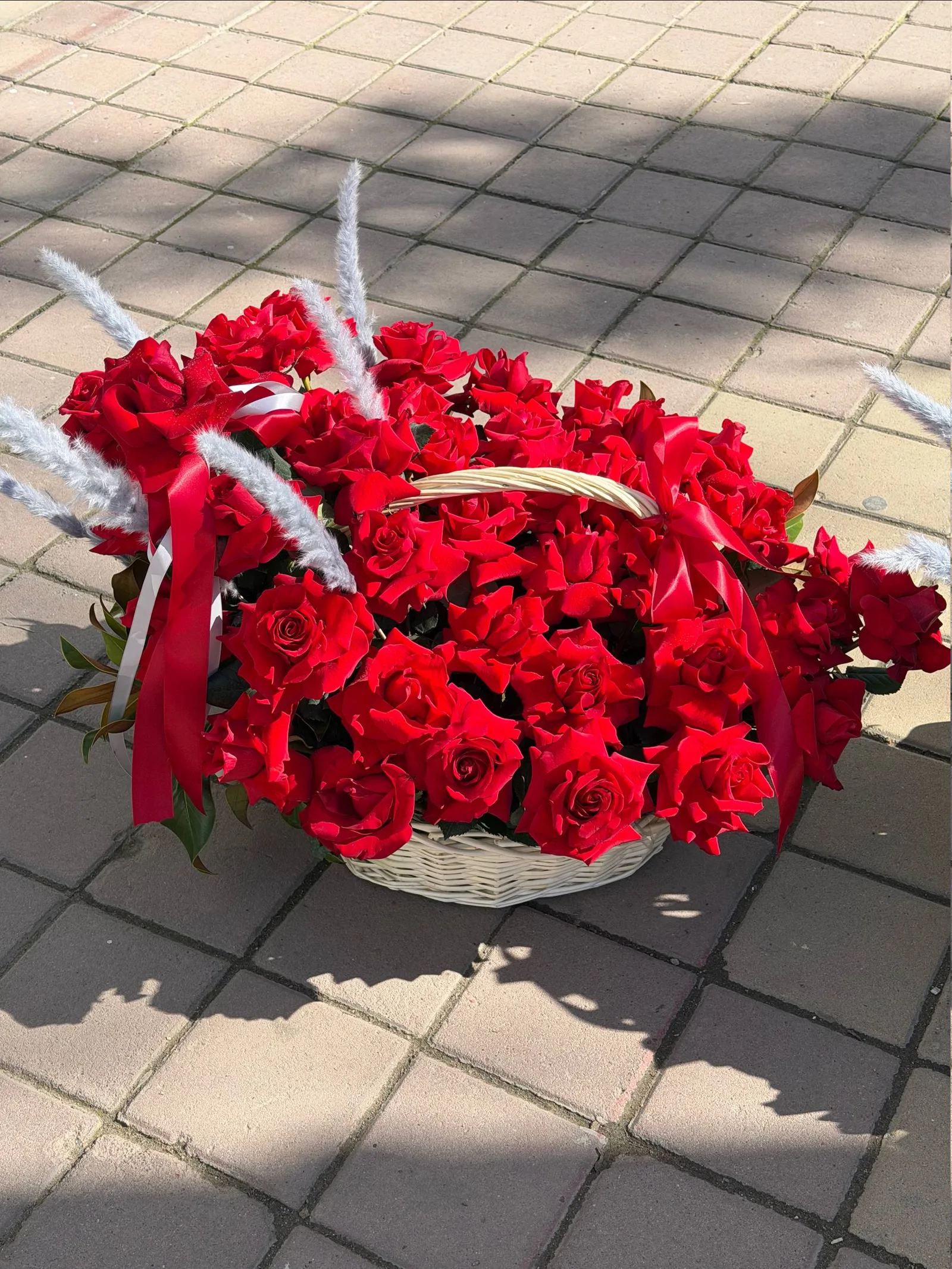Алая корзина